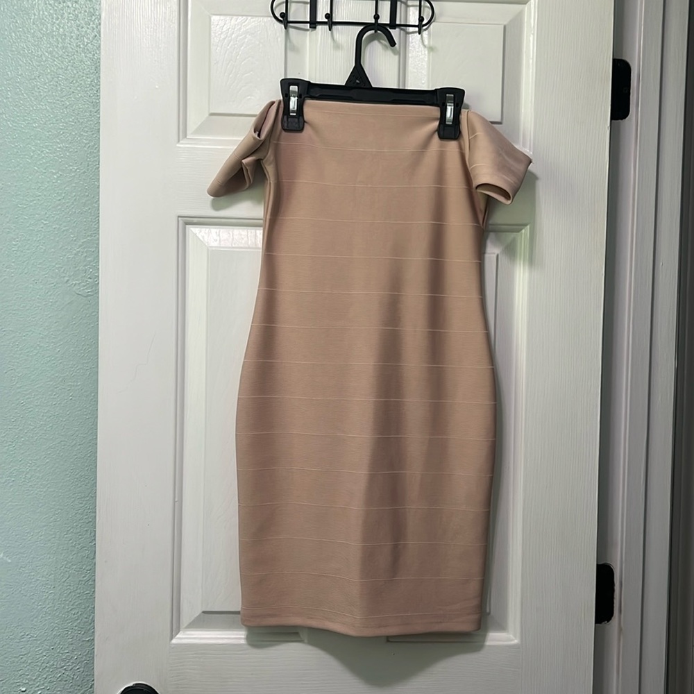 Forever 21 beige cream dress
